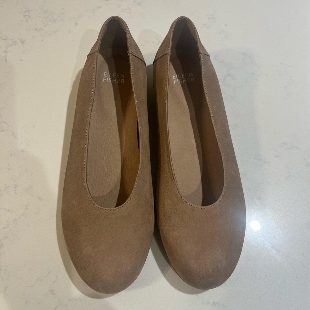 Eileen Fisher, Una hidden wedge ballet flat, tan size 8